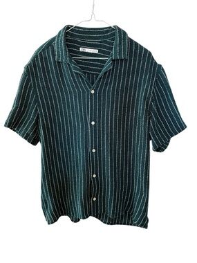 ZARA Men’s Green White Striped Crohet Knit Short-Sleeve Button-Down Shirt Large